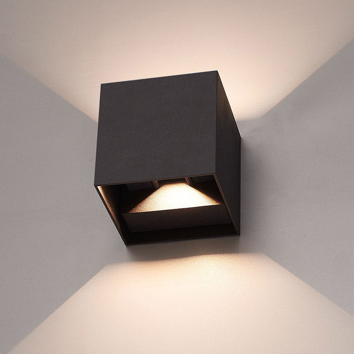 LuxCube™ - De draadloze en luxe wandlamp!